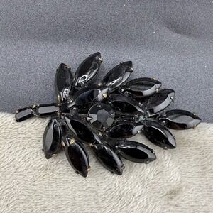 Vintage Regency Brooch Black Enamel Black Rhinestone‎ Japanned